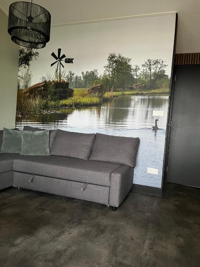 Camping Kleine Belterwijde, Wiede Lodge Met Uitzicht Over Het Water Belt-Schutsloot Exterior foto
